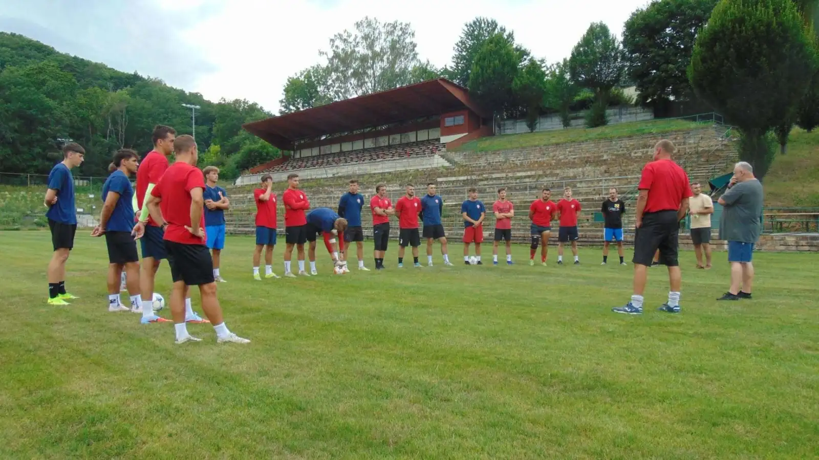 Zpátky na scénu! Áčko vykročí do nové sezony v Bílině. S novými posilami