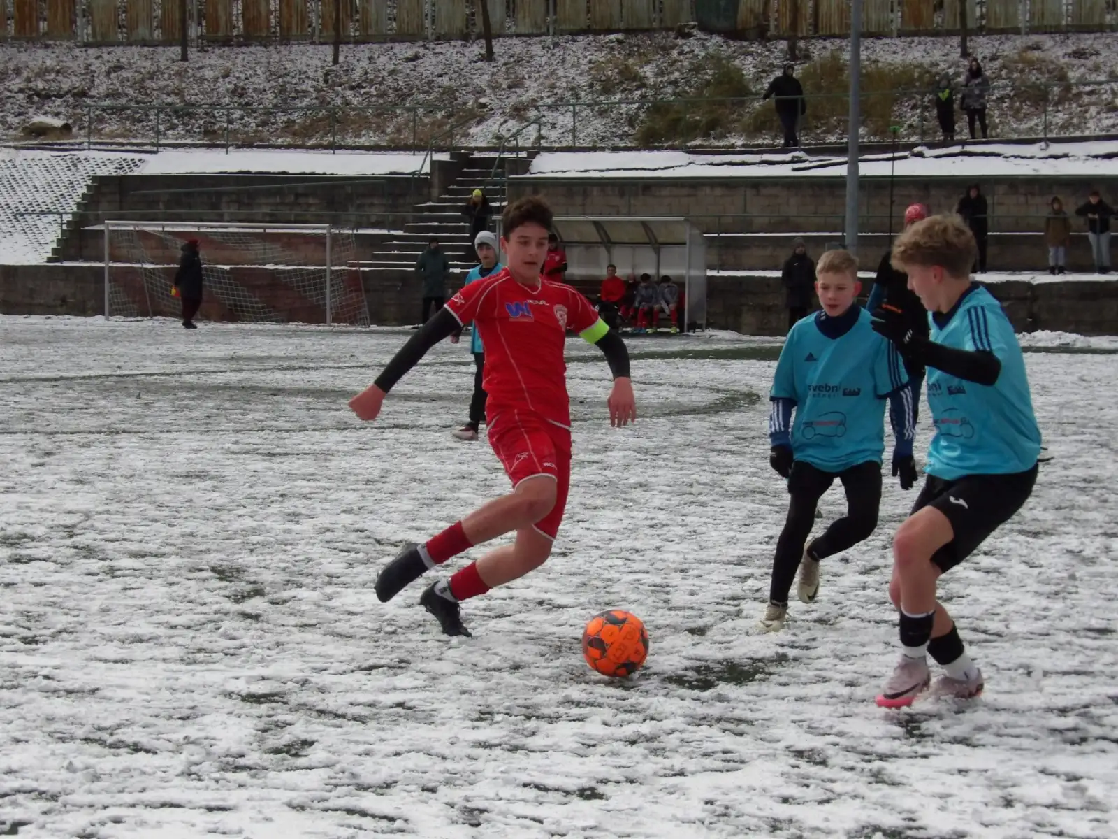 Béčko a mladší žáci mají za sebou premiéru